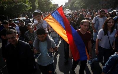 Azərbaycan Qarabağda yaşayan ermənilərə niyə xüsusi status vermir?