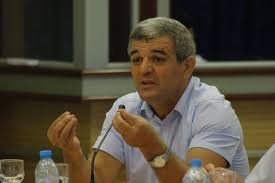 "Ağzıgöyçək vətənpərvərlər, ziyalı bir xanıma qarşı bu nə ədəbsizlikdir?”