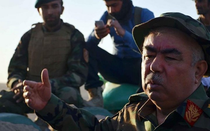 Marşal Rəşid Dostum Əfqanıstana qayıtdı