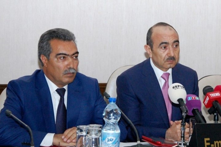 Əli Həsənovu və oğlunu məhkəməyə çağırırlar