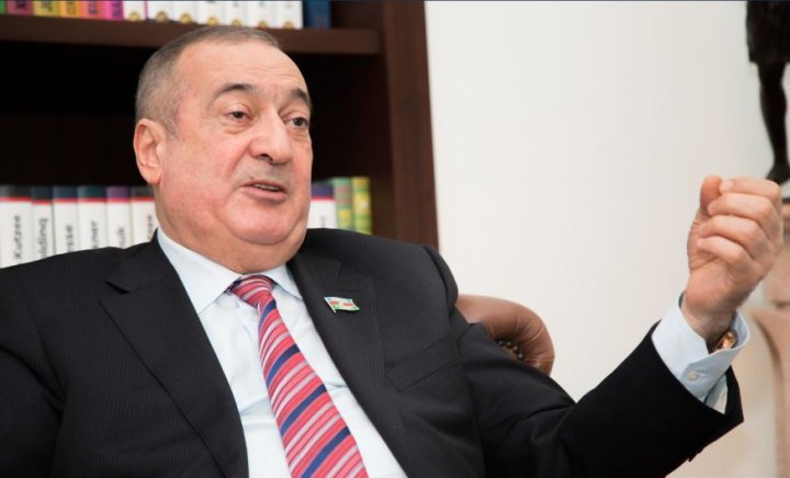 “15 qəpiklə heç kim kasıblamaz” –
