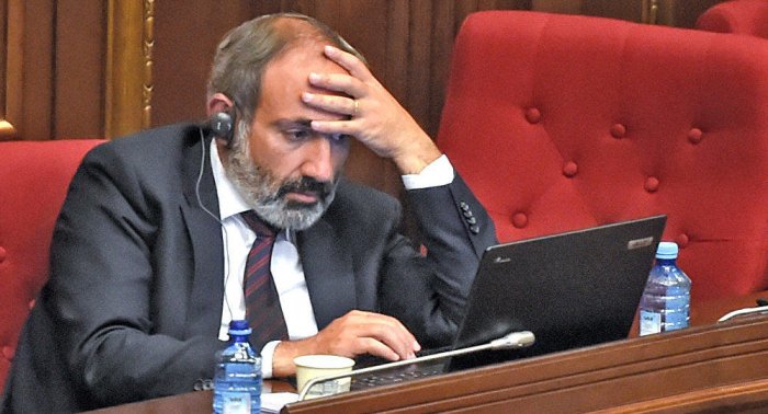 "Paşinyan müxalifətin "dinlənilməsi" üçün 7 milyon xərcləyib" -
