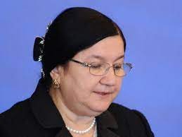 Fatma Abdullazadə aeroportdan geri qaytarılıb -