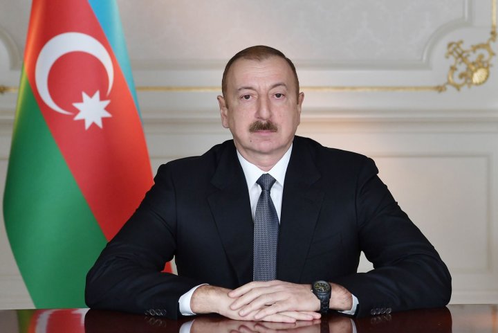 Azərbaycan Prezidenti Yaponiyanın yeni Baş nazirini təbrik etdi