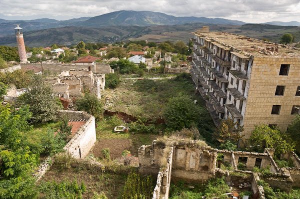 İşğaldan azad edilmiş ərazilərin bərpasına 2,2 milyard xərclənəcək -