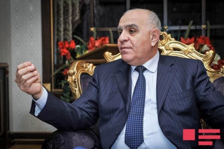 "Azərxalça"nın sabiq rəhbəri həbsdən buraxıldı