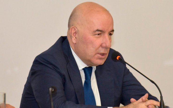 Elman Rüstəmov: “Bankları çox şeydə ittiham etmək olar, amma...” -