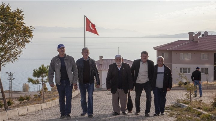 Ahıska türkləri öz vətənlərinə - Gürcüstana qayıtmaq istəyirlər -