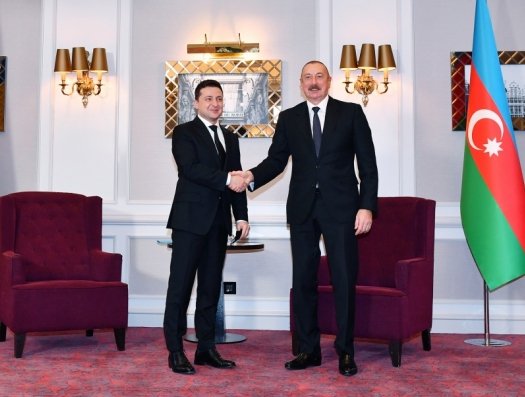 Zelenski Krım tatarlarına görə İlham Əliyevdən kömək istədi -