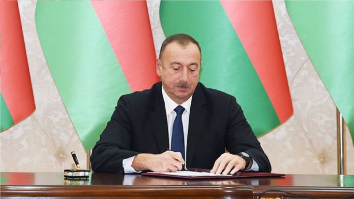 Prezident bu qurumlarda çalışanların  maaşlarını artırdı -