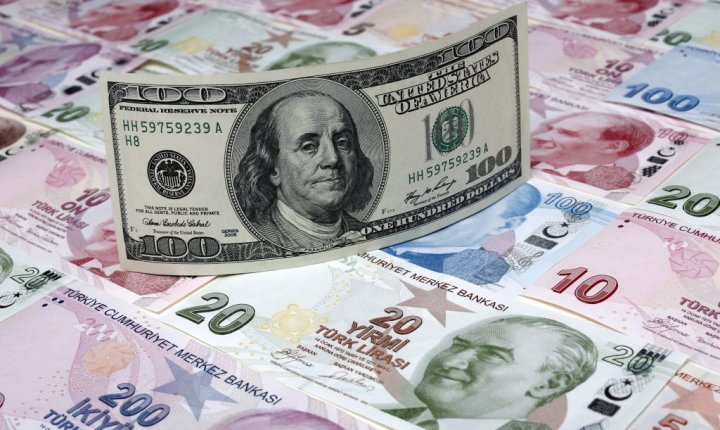 Bir dollar 17 lirəni keçdi -