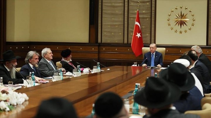 Ərdoğan Türkiyənin Yəhudi İcması və İslam Ölkələri Ravvinlər İttifaqının üzvləri ilə görüşdü