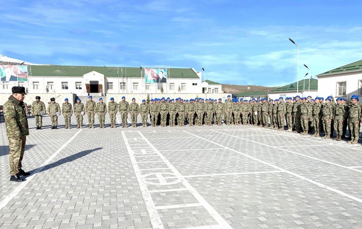 Baş Qərargah rəisi Quru Qoşunlarına tapşırıqlar verdi -