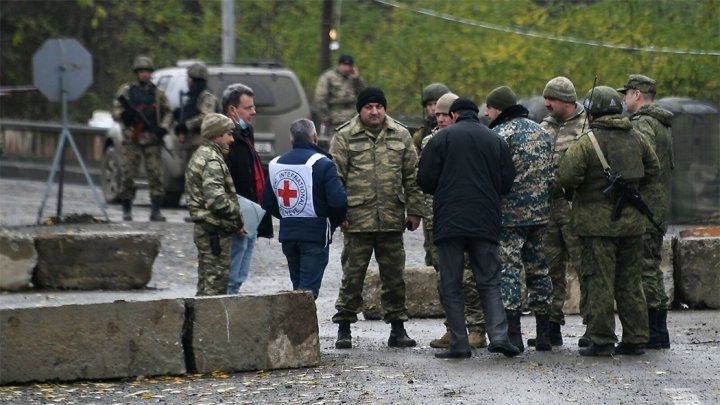 Azərbaycan daha 5 erməni hərbçini qarşı tərəfə təhvil verdi