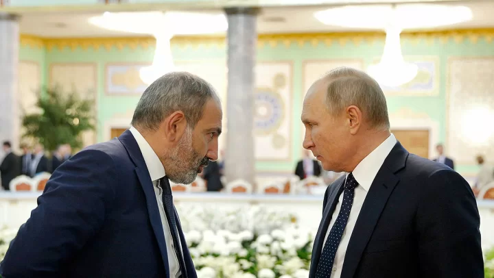 Putin Paşinyanla Qarabağdakı vəziyyəti müzakirə etdi
