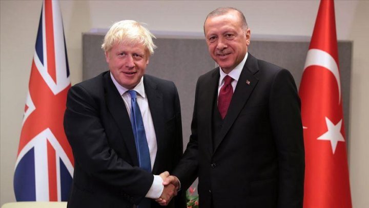 Ərdoğan Boris Consonla danışdı –