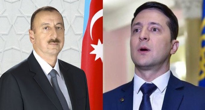 İlham Əliyev Zelenskini təbrik etdi