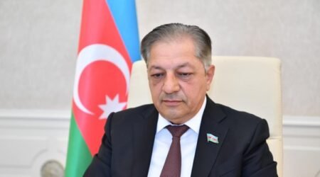 Cavanşir Feyziyev Mətbuat Şurasından istefa verdi