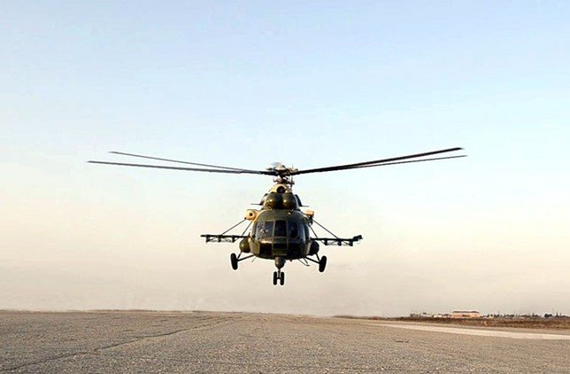 Hərbi Hava Qüvvələrinin helikopter ekipajları ilə uçuş məşqləri keçirildi