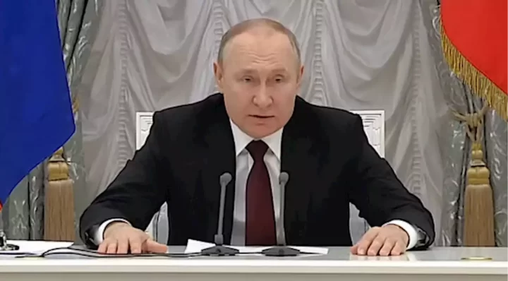 Putin Ukrayna hərbçilərini hakimiyyəti ələ almağa çağırdı