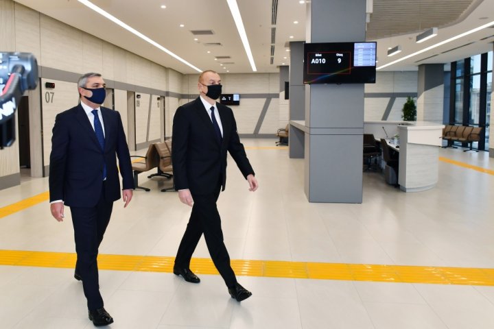 İlham Əliyev Prezident Administrasiyası Vətəndaş Qəbulu Mərkəzinin açılışında iştirak edib -