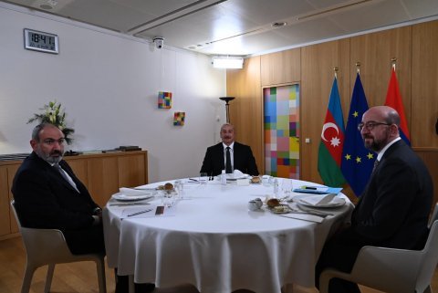 Liderlərin Brüssel Sammitindən gözləntilər –