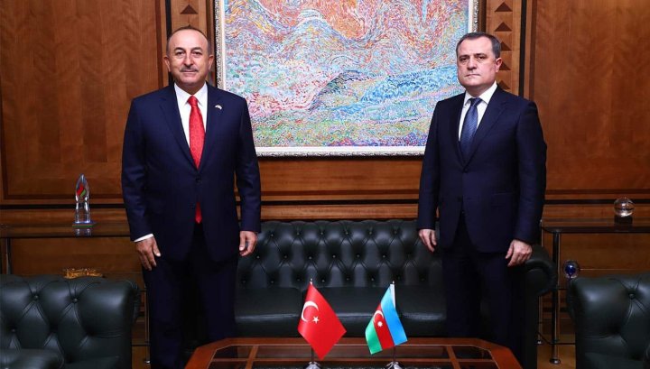 Çavuşoğlu nikbin anonslar verdi: