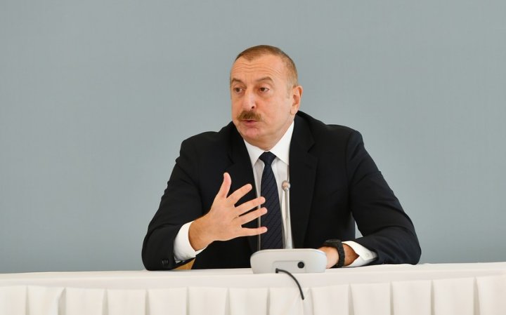 İlham Əliyev: "Ermənistan təcrid olunmuş ada kimi yaşamağa davam edə bilməz"