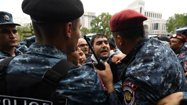 Ermənistanı kim qarışdırır və əsas məqsədi nədir? –