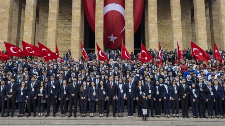 Türkiyədə Atatürkü Anma, Gənclik və İdman Günü...