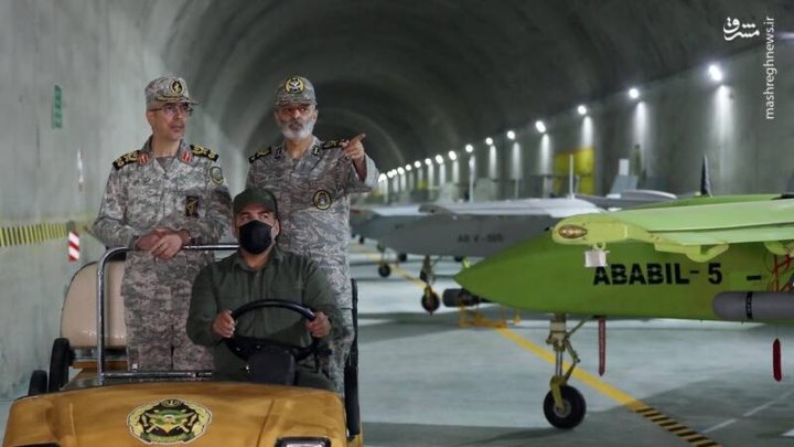 İranlı general yeraltı gizli PUA bazasına getdi