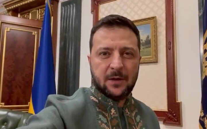 Zelenski Ukrayna xalqını Naxış Günü münasibətilə təbrik etdi
