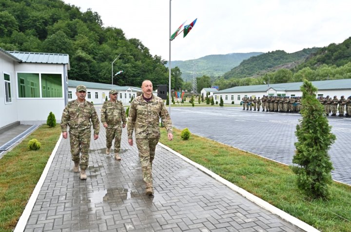 Prezident Kəlbəcərdə hərbi hissənin açılışında iştirak edib