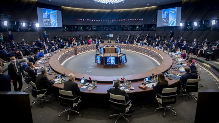 NATO sammitində İsveç və Finlandiya ilə bağlı hansı qərar verilə bilər?
