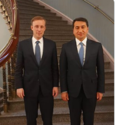 Hikmət Hacıyev Ağ Evdə Baydenin müşaviri ilə görüşdü