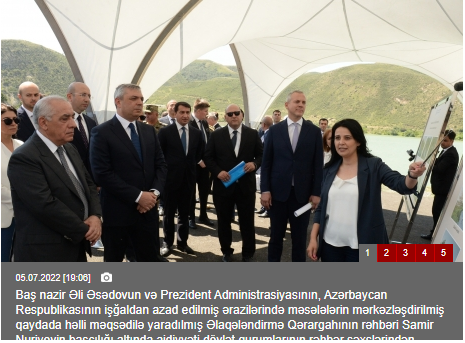 Oxucu soruşur: Bu boyda sərlövhə  olar? -