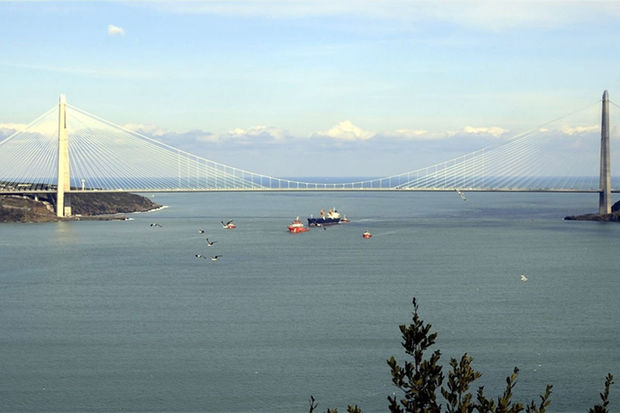 İstanbul boğazında hərəkət bərpa olunub -