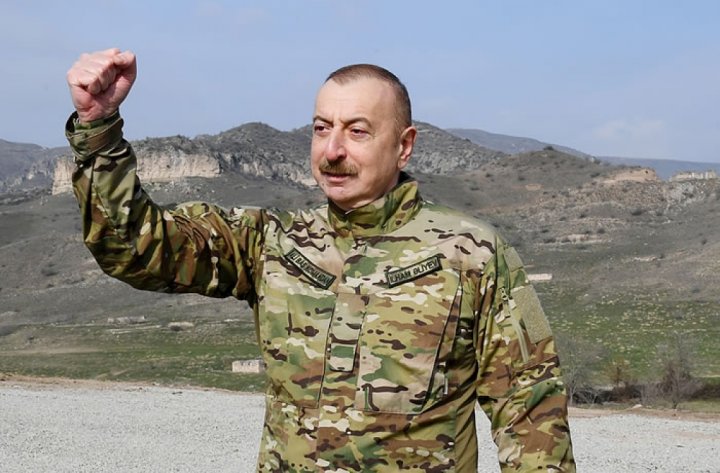 İlham Əliyev: Azərbaycan Ordusu Laçın şəhərinə yerləşdi