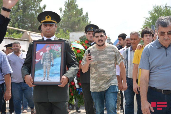 Şəhid əsgər Samir Xudiyev Bakıda torpağa tapşırıldı