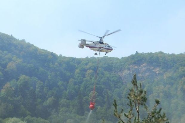 Şabran və Qəbələdə yanğınların söndürülməsinə helikopterlər cəlb edildi