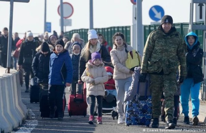 Polşadan Ukraynaya 4 milyona yaxın insan qayıdıb