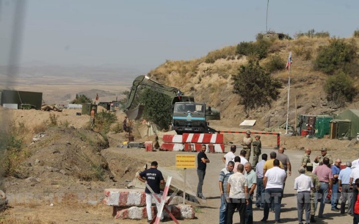 Rusiya sülhməramlılarının Laçın dəhlizindəki  postları sökülür