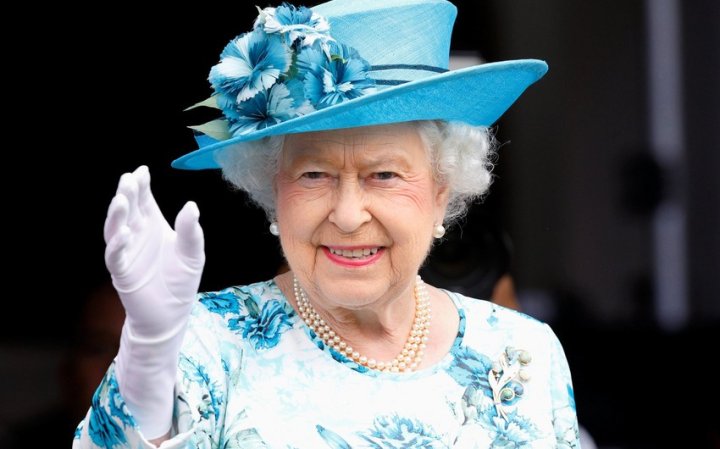 Böyük Britaniya Kraliçası II Elizabet dünyasını dəyişdi –