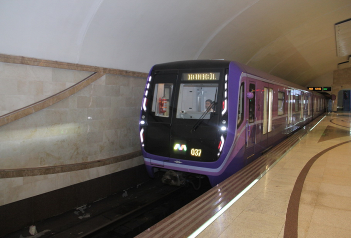 Metroda 7 vaqonluq qatarlar xəttə buraxılacaq