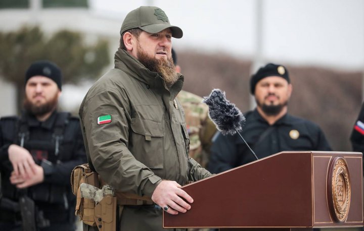 Kadırov: Ukraynada 10 min çeçen döyüşür