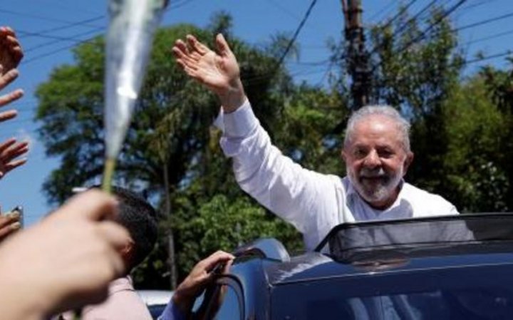 Lula da Silva Braziliyadakı prezident seçkilərində qalib gəldi –