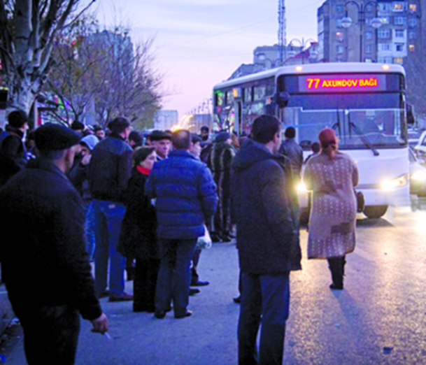 BNA iki avtobusun hərəkət istiqamətini dəyişdirdi