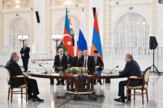Azərbaycan, Rusiya və Ermənistan liderlərinin Soçi görüşündən yeni kadrlar -