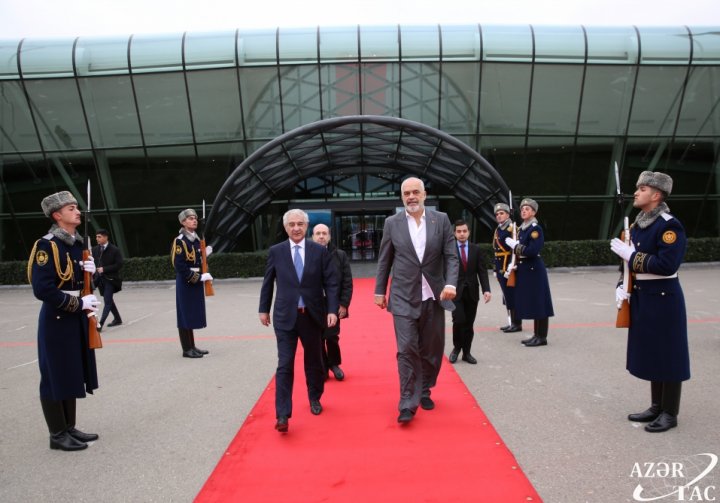 Albaniya Baş nazirinin Azərbaycana səfəri başa çatıb