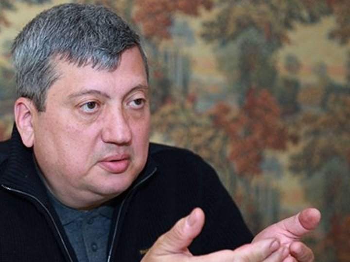 “Niyə ermənilərə Qazaxdan keçib Xankəndiyə getməyi təklif etmirik?”